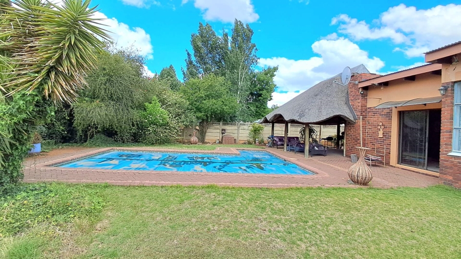 4 Bedroom Property for Sale in Universitas Free State